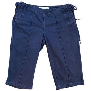 Tommy Hilfiger Y2K Mid Rise Lace Up Bermuda Denim Shorts in Navy - Women's - 4